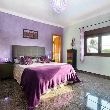 Hearth Away From House. Breia * Puerto del Carmen (Lanzarote)